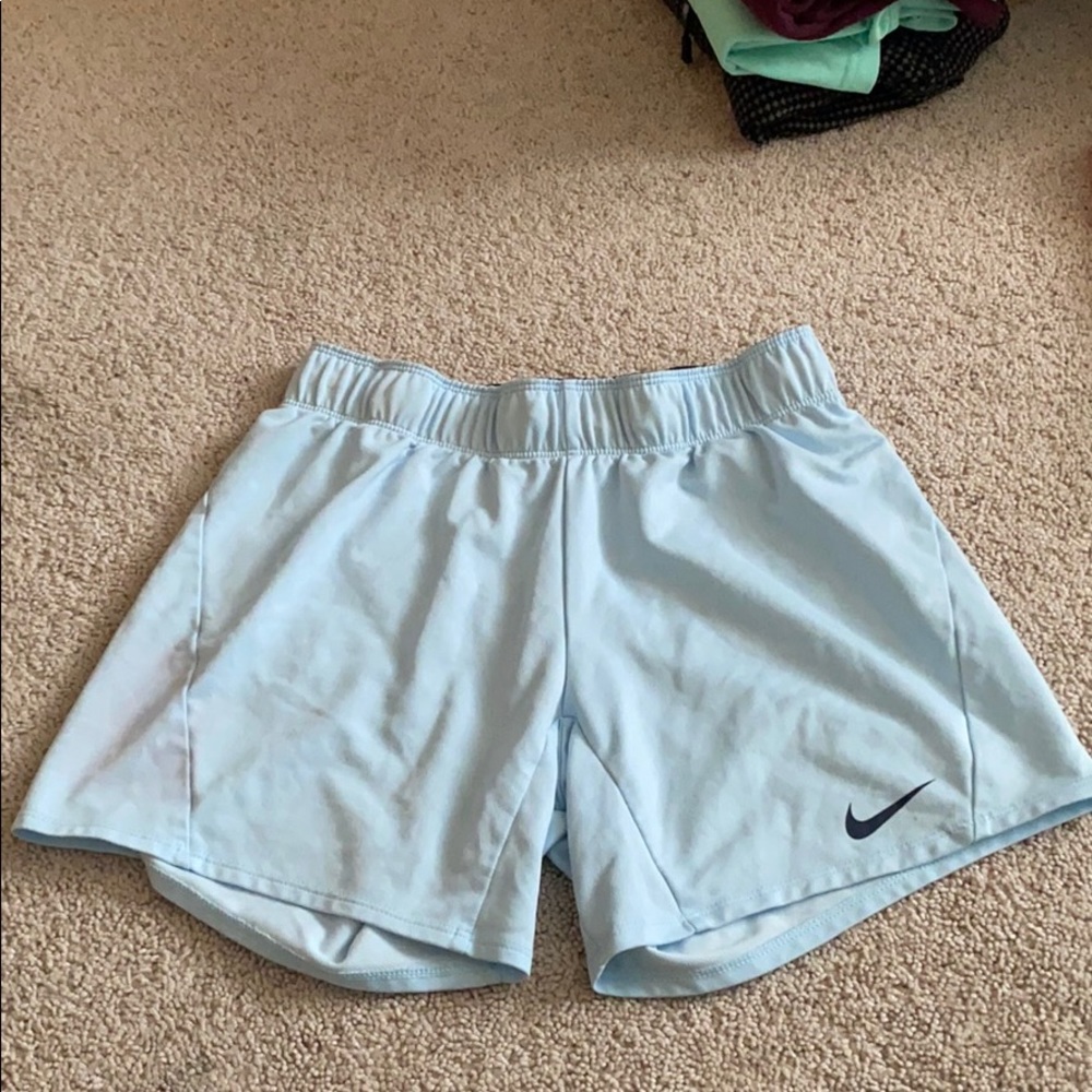 NIKE WOMENS SHORTS - Picture 2 of 2